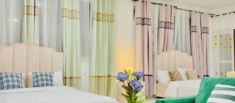 Heavenly Family Master Suite Escape