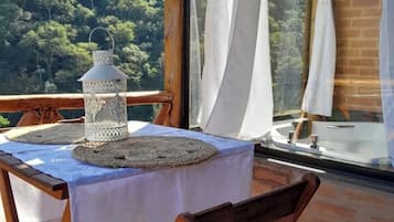 屋外ダイニングエリア