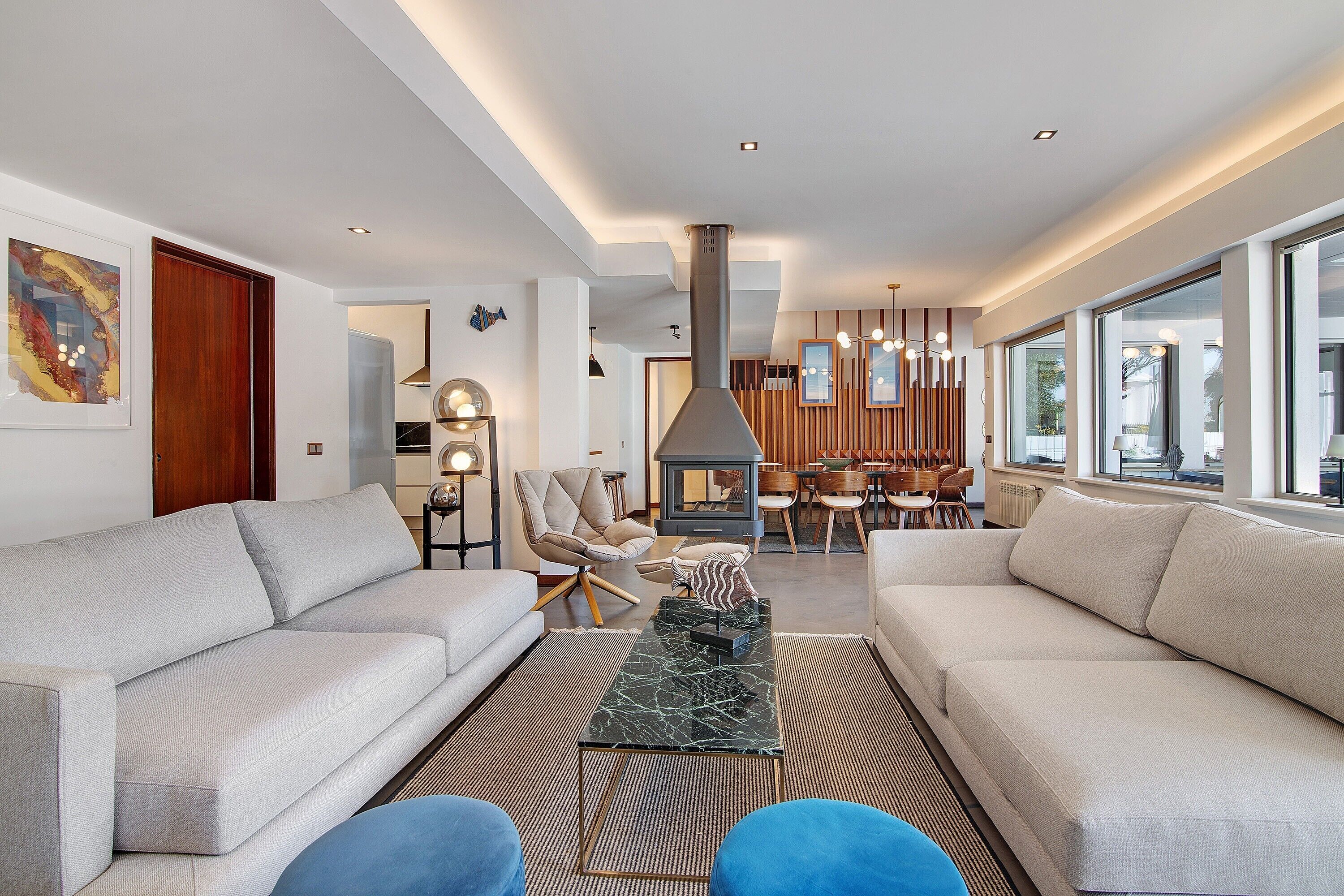 TV, fireplace, table tennis