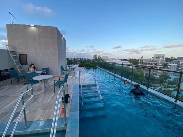 Departamento | Alberca | Alberca al aire libre