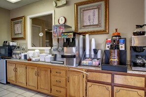 Dining - Oak Tree Inn (Durant)