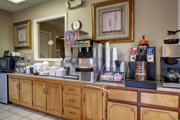 Dining - Oak Tree Inn (Durant)