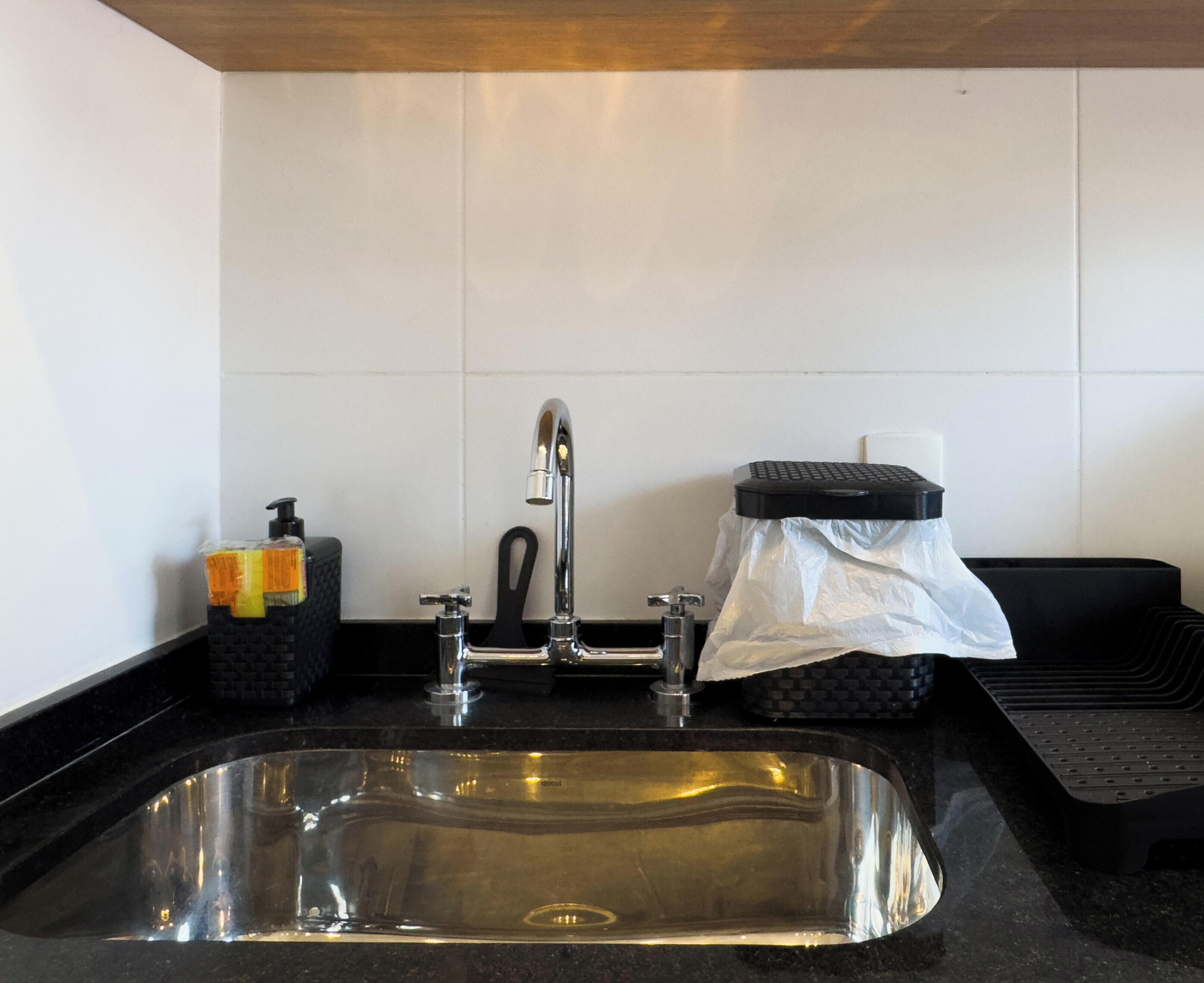Deluxe Apartment, City View | Private kitchen