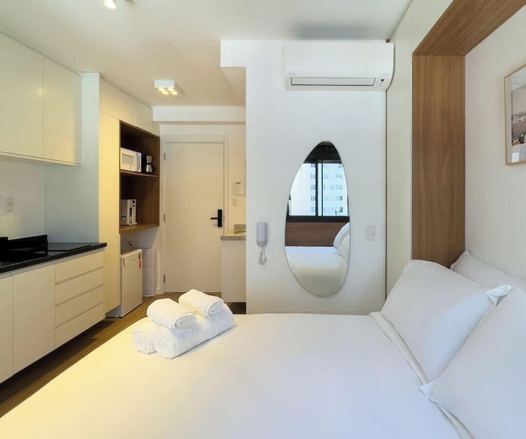 Deluxe Apartment, City View | Blackout drapes, iron/ironing board (on request), WiFi (free)