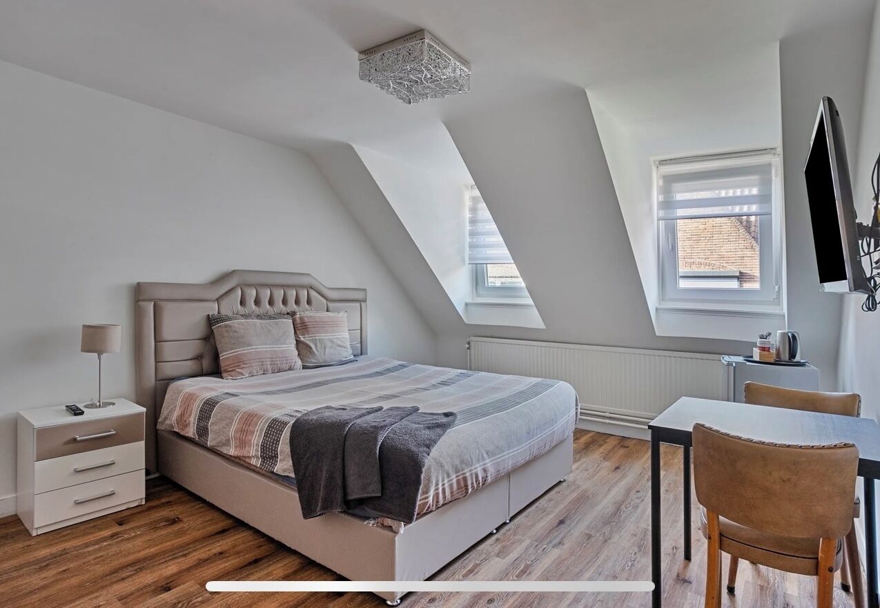 1 chambre, fer et planche à repasser, Wi-Fi, draps fournis