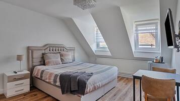 1 soverom, strykejern/-brett, wi-fi og sengetøy