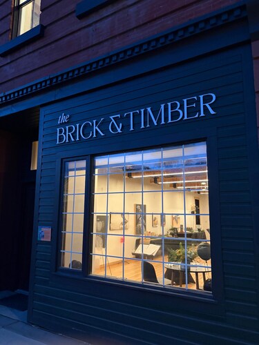 The Brick & Timber - Boutique Mountain Lodge