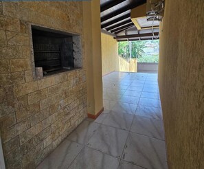 Terrace/patio - Residential 03 Comfortable, air-conditioned environment, ideal for families. (Bombinhas)