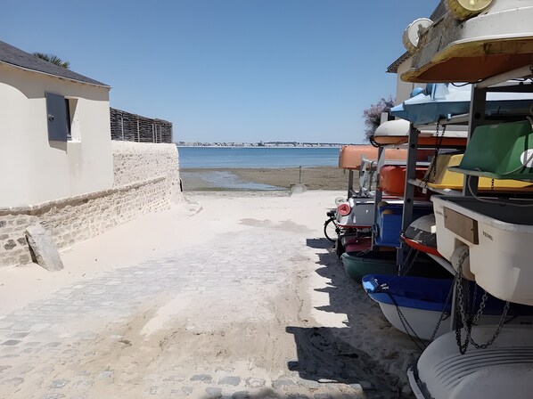 Beach nearby - Ti Olli Cozy Cottage 300m from the Beach (LE POULIGUEN)