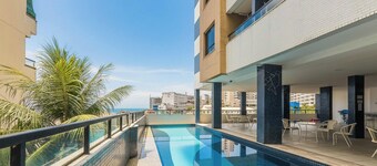 Studio w/ Partial Sea View Soc0316