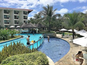 Appartement | Zwembad | Een buitenzwembad