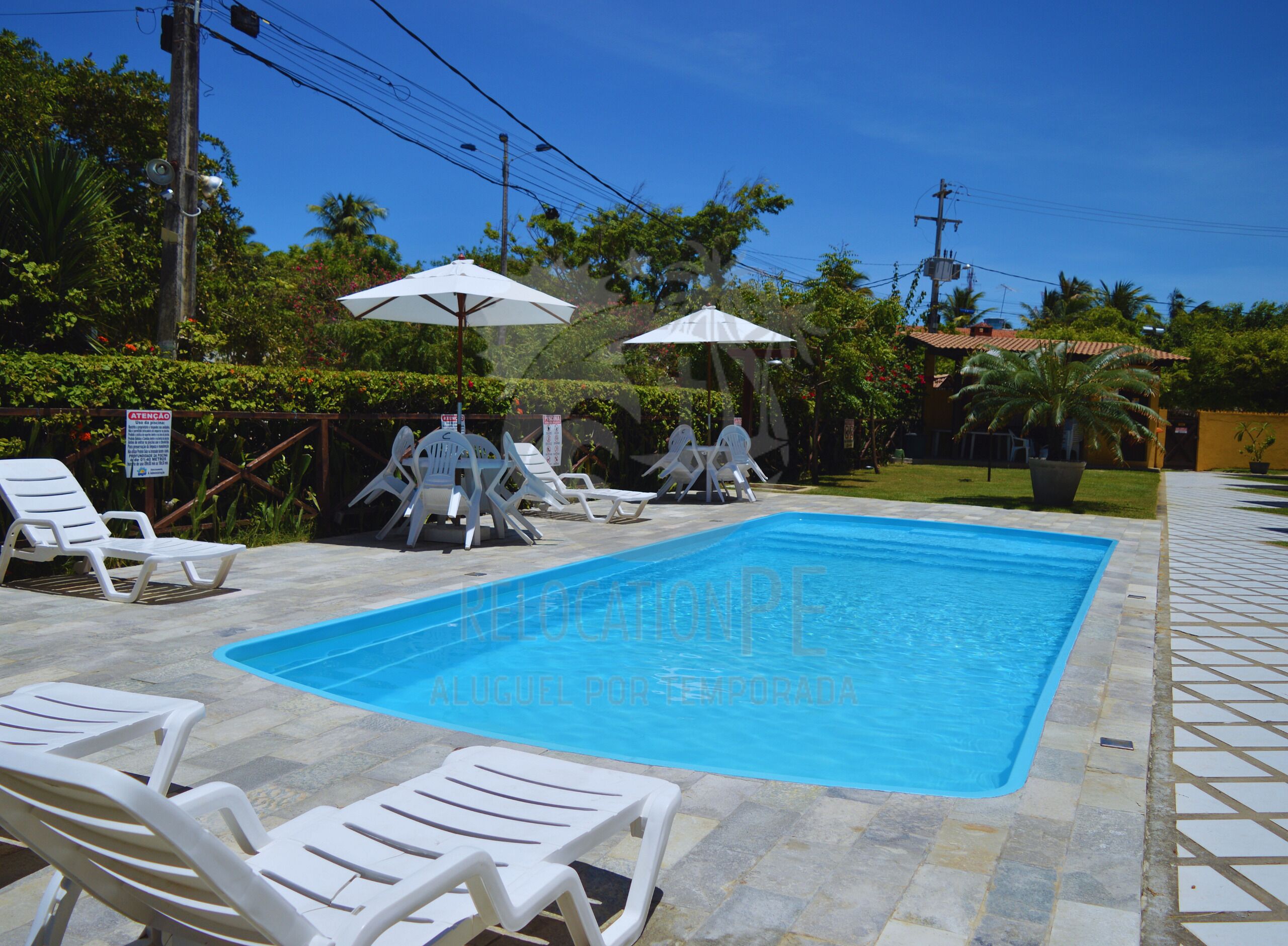 Kolam renang outdoor
