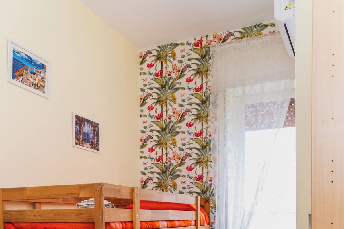 Basic Room | Individually decorated, individually furnished, blackout drapes