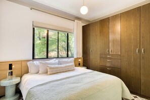 Apartment - Juarez Design Single - Charming 1 BD Apartment With Balcony in Mexico City (Mexico City)