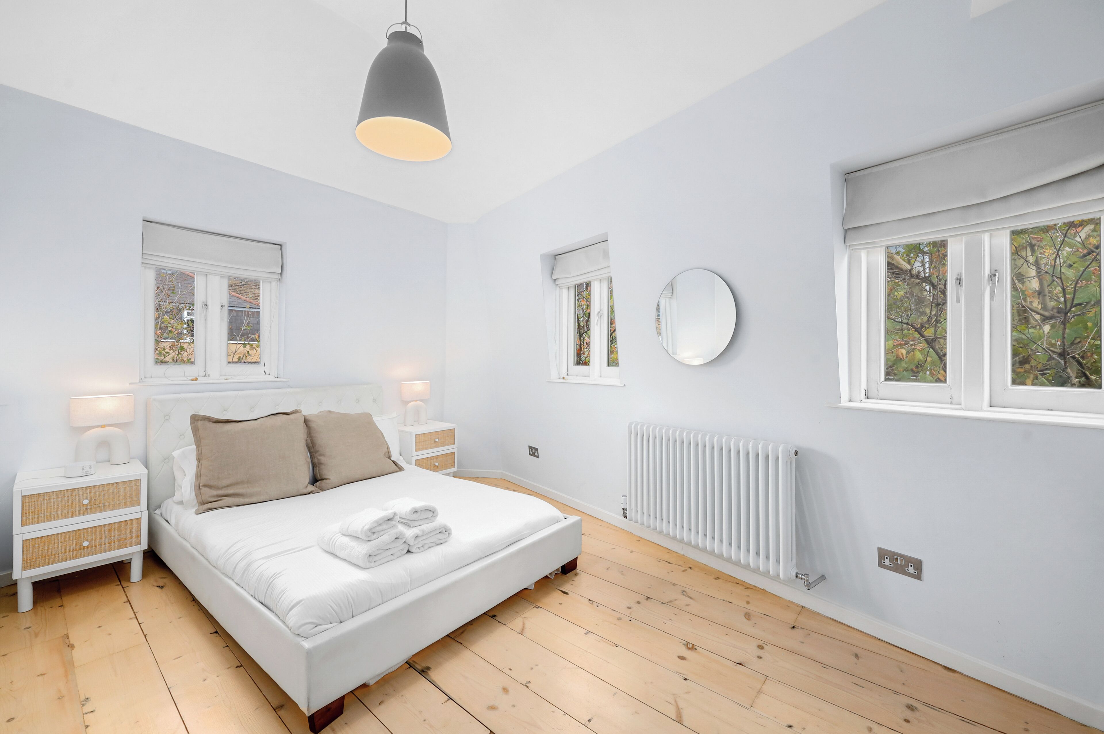 Iron/ironing board, free WiFi, bed sheets