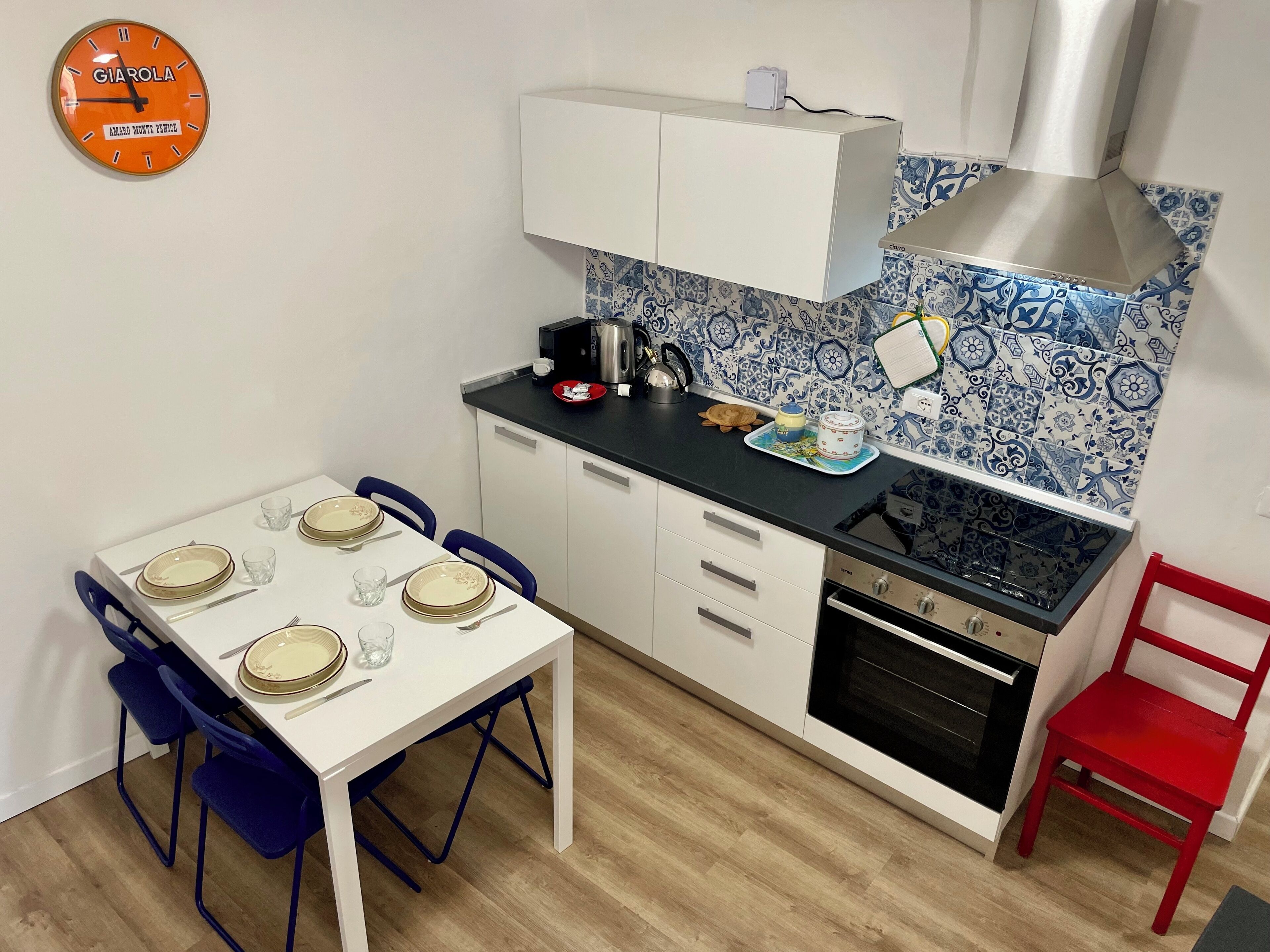 Apartment, Multiple Beds, Pets Allowed | Private kitchen | Fridge, oven, stovetop, dishwasher