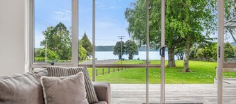 Rotoiti Escape - Lake Rotoiti Holiday Home