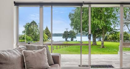 Rotoiti Escape - Lake Rotoiti Holiday Home
