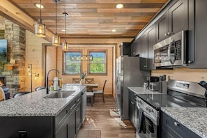 Cabin, Multiple Beds, Garden View (Peaceful Paradise) | Private kitchen - Peaceful Paradise (Sevierville)