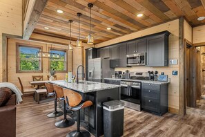 Cabin, Multiple Beds, Garden View (Peaceful Paradise) | Private kitchen - Peaceful Paradise (Sevierville)