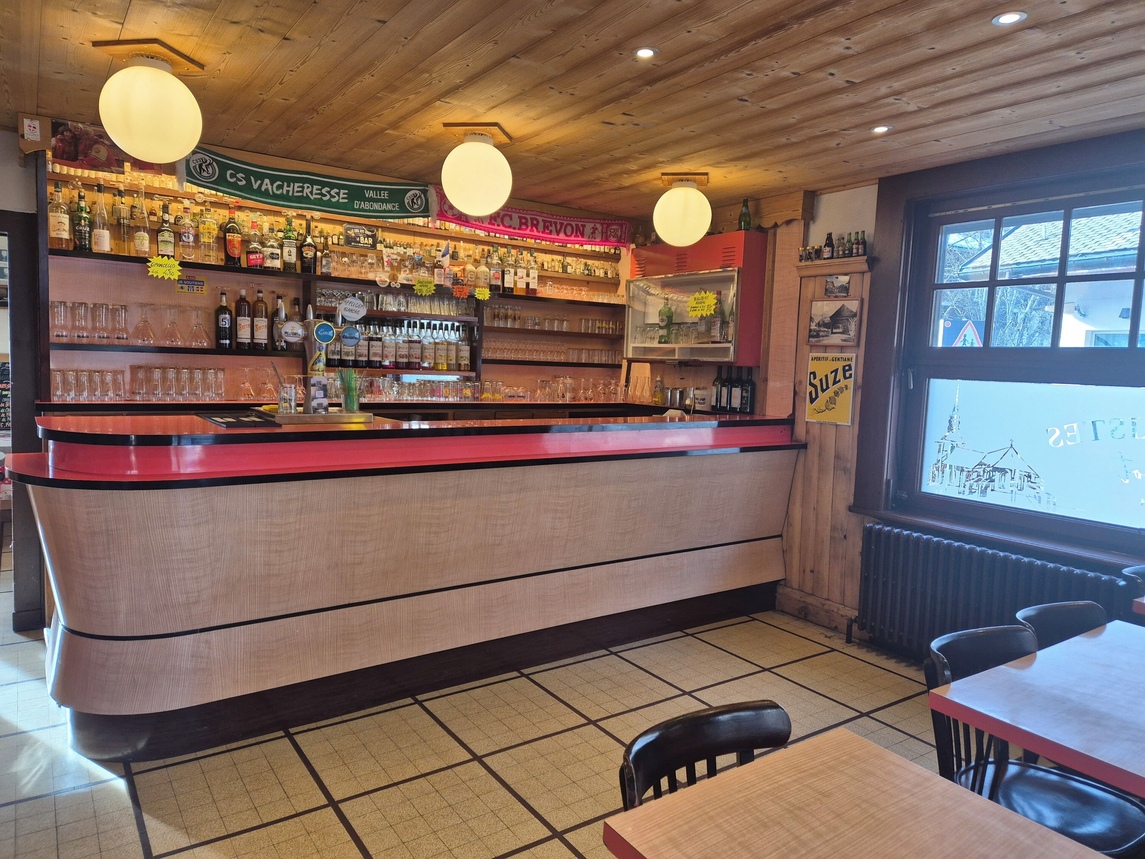 Bar (in der Unterkunft)