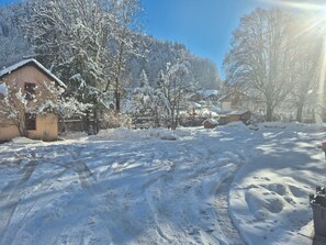 Exterior - les touristes (Abondance)