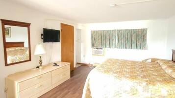 Quarto casal, vista para o jardim | Wi-Fi de cortesia