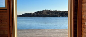 Modern 3 bedroom house with sea access, close to Gothenburg