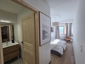 2 bedrooms - 20m from resort center, 1st floor, view ski slopes, balcony, tv, ski locker, 59m², Valmorel (Valmorel)