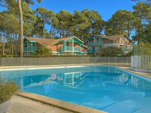 Pool - T2 Apartment with Terrace and Private Garden (Soustons)