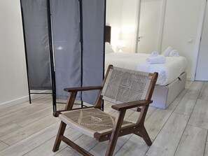 Internet - Designer Suite in Málaga, near Center and Hospital (Málaga)