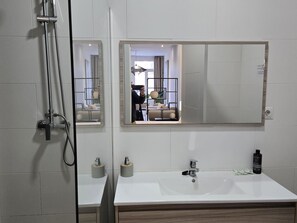 Hair dryer - Designer Suites in Málaga, Authentic District (Málaga)