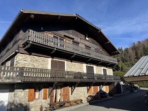 Exterior - Charming apartment in renovated chalet - Pets and parking (Arâches-la-Frasse)
