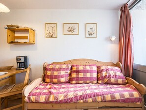 Room - Bright central studio, south balcony, 4 people (Val Thorens)