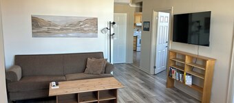 Two Bedroom Apartment within walking distance to everything