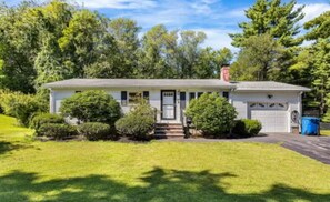 Exterior - Charming 3 -Bedroom House (Randolph)