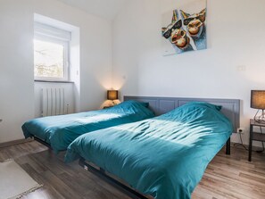 2 bedrooms, free WiFi, bed sheets - Charming house with garden and Wi-Fi (Bouvron)