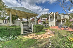 Terrace/patio - Jury Room at The Historic Eureka Inn and Event Center (Jonesborough)