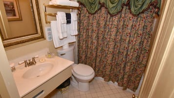 Sample Room Bathroom with Tub