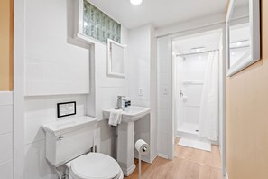 Property amenity - Minnehaha Grove (Minneapolis)