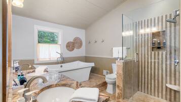 Villa (5 Bedrooms) | Property amenity