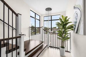 Interior - Oyster Cluster Vacation Home (Fort Myers Beach)