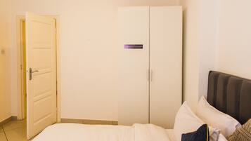 1 bedroom, iron/ironing board, free WiFi, bed sheets