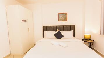 1 bedroom, iron/ironing board, free WiFi, bed sheets