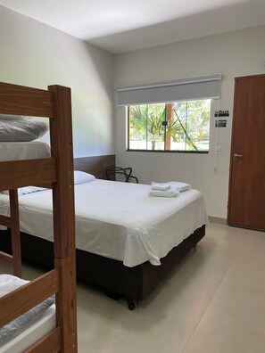 Classic Quadruple Room | Free WiFi, bed sheets - Camping Rio Formoso LTDA (Bonito)