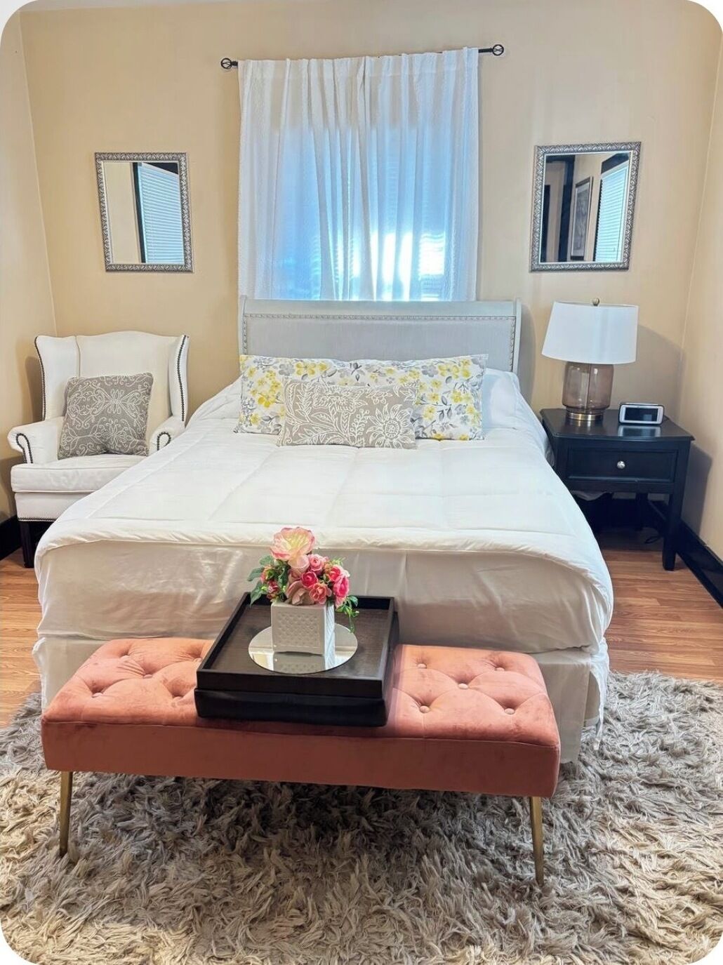 2 bedrooms, desk, iron/ironing board, WiFi (free)