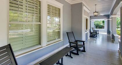 Walk to Coker University & Dtwn! Home w/ Game Room