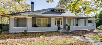 Walk to Coker University & Dtwn! Home w/ Game Room