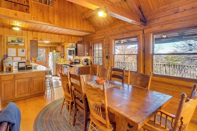 On-Site Trails, Pond! Rustic Harpers Ferry Cabin