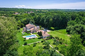 Exterior - Villa Lipa with Heated Pool, Sauna & Wine Cellar (Krnica (Istra))